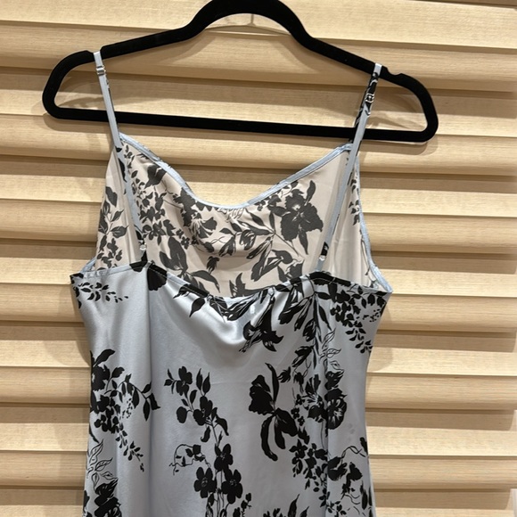 Reformation Brand New - Picture 5 of 9